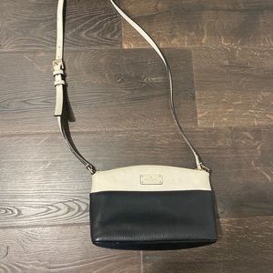 Authentic Crossbody Kate spade